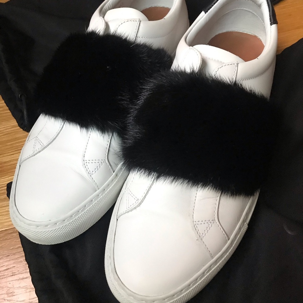 ------SOLD---givenchy shoes good for size 9-9.5 us
